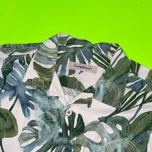 Tommy Bahama Mens M 100% Silk Monstera Leaf Tropical Camp Shirt Green White Blue